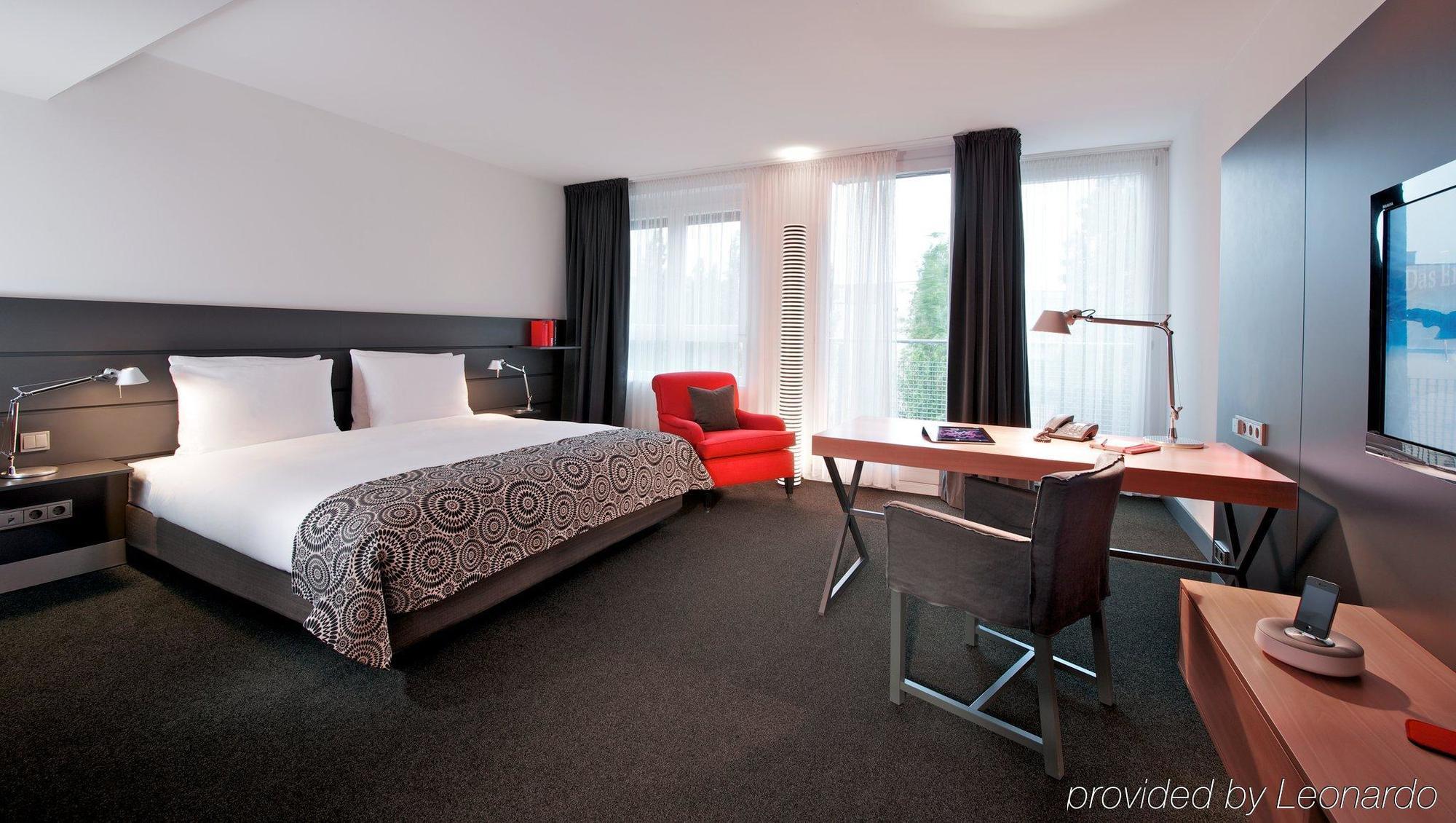 Отель The Madison